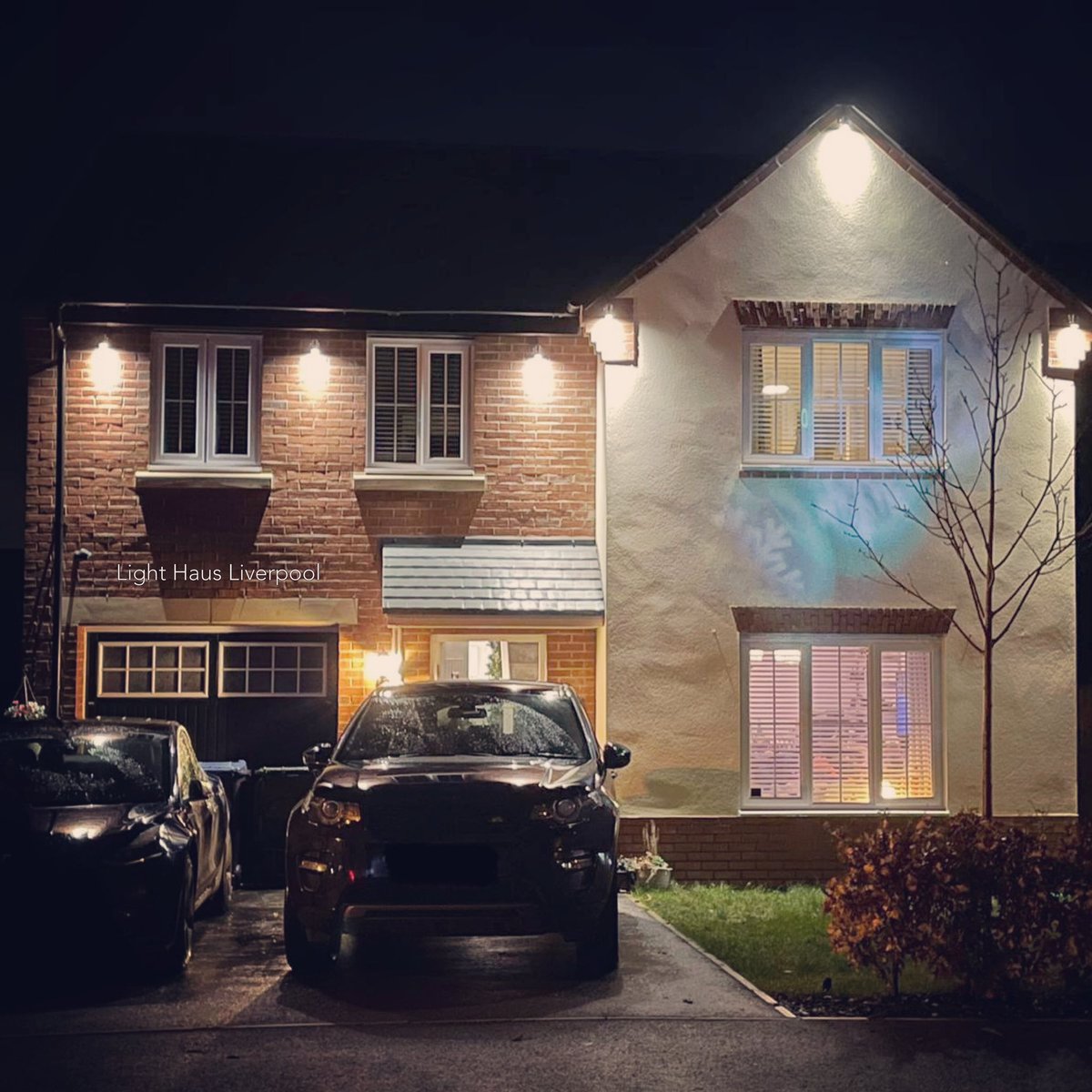 LightHaus6's tweet photo. Today’s light install 🤩🤩
Call or DM us for more information! 
-
-
#Lighthaus #Lighthausliverpool #Electrician #Liverpoolelectrician #Domesticelectrician #Lighting #Externallighting #Liverpoollighting #Downlights #Liverpool #Liverpoollighting #Merseyside #Merseysidelighting https://t.co/kNLoOTBlt3