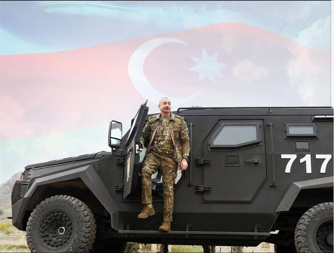 NigarAbbasovaaa's tweet photo. MyPresident🇦🇿💜 https://t.co/eP7Rs0eg3H