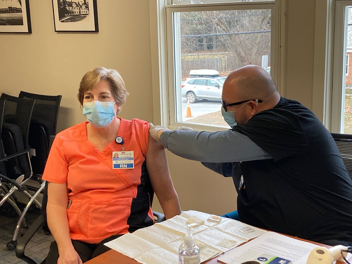 Copley clinical staff, area providers and first responders are rolling up their sleeves for the COVID vaccine. Last week Copley administered 125 vaccines, and this week 300 more are expected to be administered. Many happy faces to receive the vaccine and many selfies being taken!