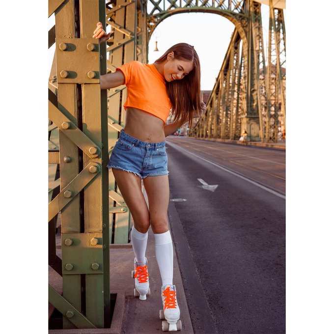 Watch Alex Eikster's leaked NSFW photo on TwXstars