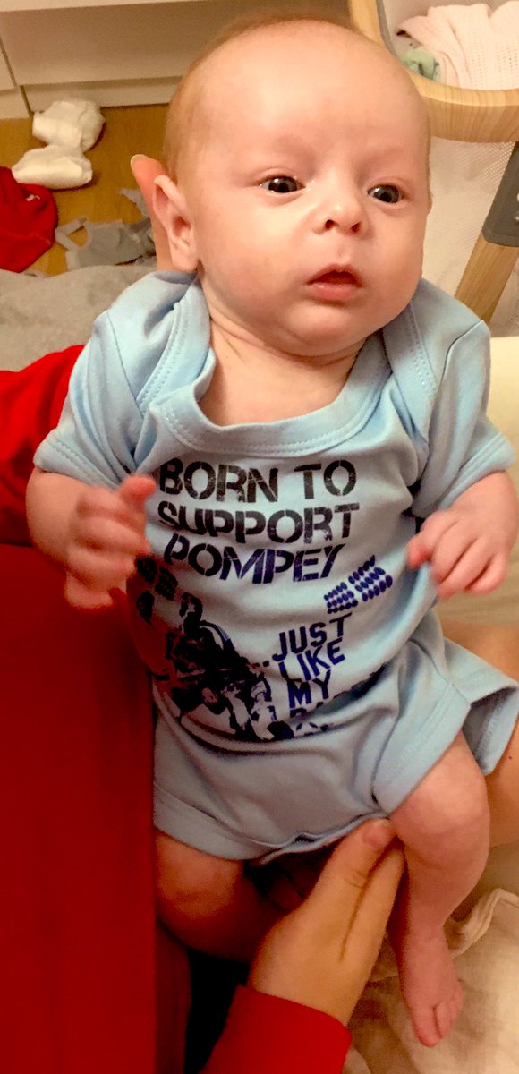 ollss_x's tweet photo. @Pompeyโs smallest supporters!
Our tiny twins finally in their vests ready for Christmas! @jordyblyth
#borntosupport https://t.co/67t6AD8haI