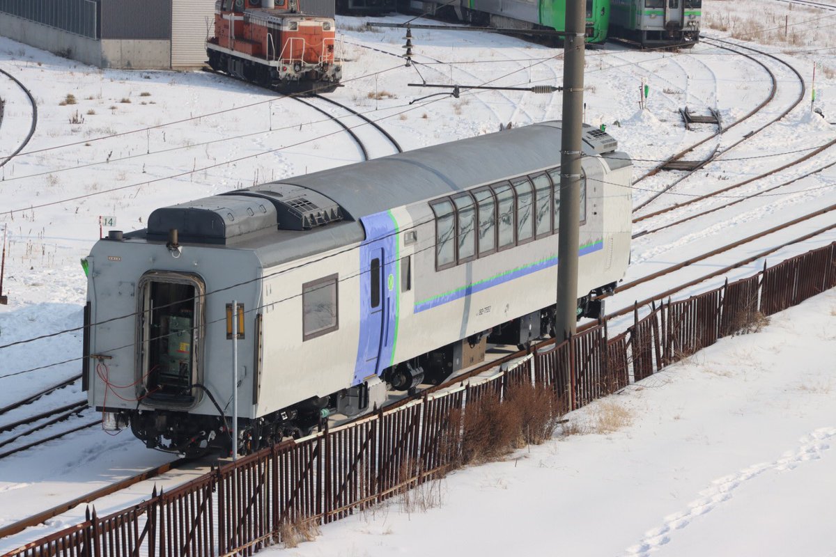5002D11D's tweet photo. キロ182-7552
苗穂工場内試運転 https://t.co/6Ybl7huhvx