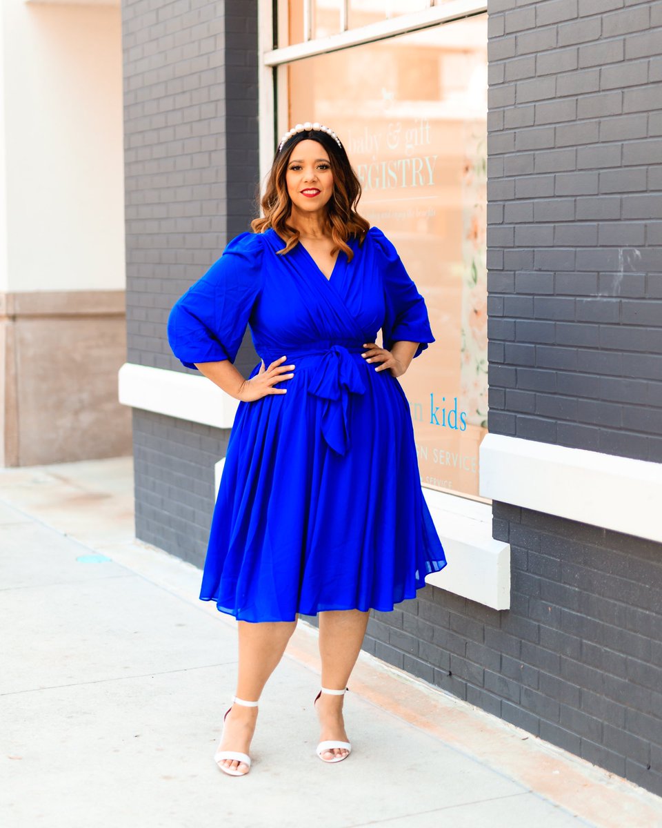 EstrellaFReport's tweet photo. Merry Christmas!! 🎁🎄 @lanebryant #xmas #Christmas #Christmas2020 #lanestyle #createyourlane #lanebryant #farrahestrella #estrellafashionreport https://t.co/2PZ4F8CPS8