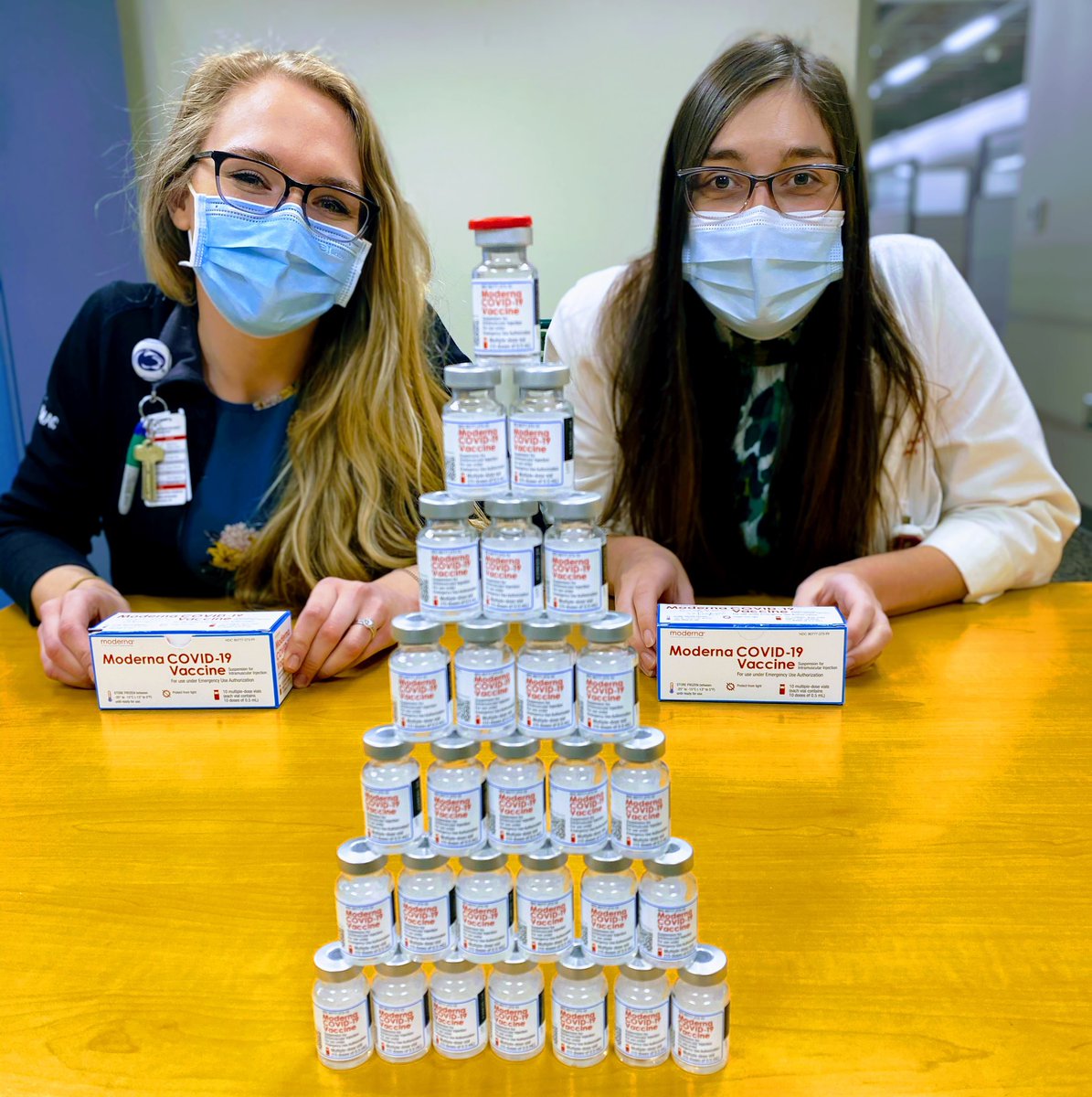 Christmas came early <a href="/OSUWexMed/">The Ohio State University Wexner Medical Center</a> where we gave nearly 1000 patients the <a href="/moderna_tx/">Moderna</a> #CovidVaccine! This was an incredibly fun and rewarding day! #ThisIsOurShot <a href="/osu_pharmacy/">Ohio State Pharmacy</a>