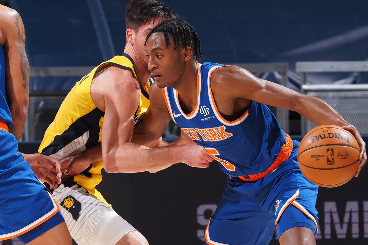 Knicks rookie Immanuel Quickley exits debut with injury