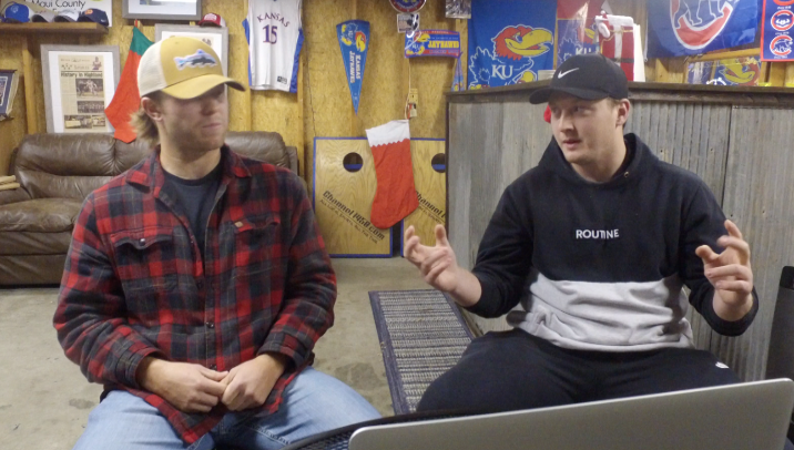 Channel1450com's tweet photo. Live Rewind: Graham Bender and Todd Fowler Wrap Up Glenwood Baseball From 2018- Part Three https://t.co/Y5EeBne0Zy https://t.co/Cn7rtTmZUd