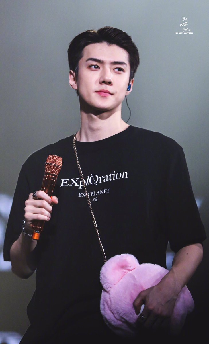 sehunpicture's tweet photo. #세훈 #SEHUN https://t.co/gNMv1NP7CH