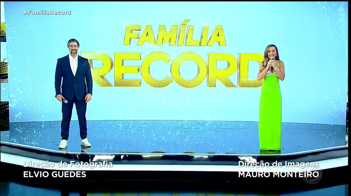EmillyFla5's tweet photo. Melhores Aprensentadores
@marcosmion 
@SabrinaSato 
#FamiliaRecord
#RecordTV https://t.co/gQCA6L5ipu