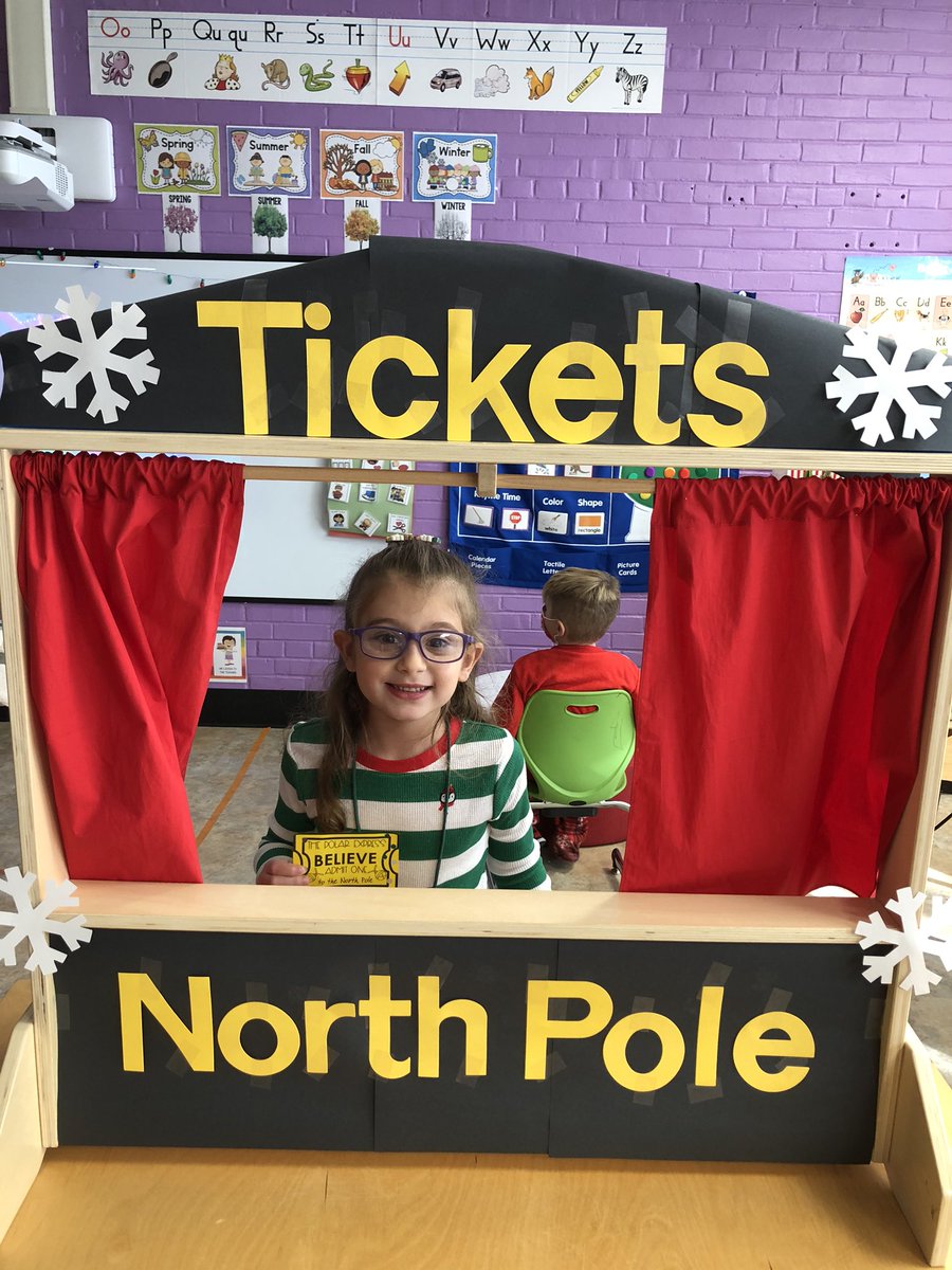 Mrs_Lucito's tweet photo. 🔔 ALL ABOARD the Pre-K Polar Express! 🚂 What a fun last day before holiday break! #PolarExpressDay #PreKLearners #MineolaProud #MineolaTogether @MeadowDrMineola https://t.co/O2p2cY1M02
