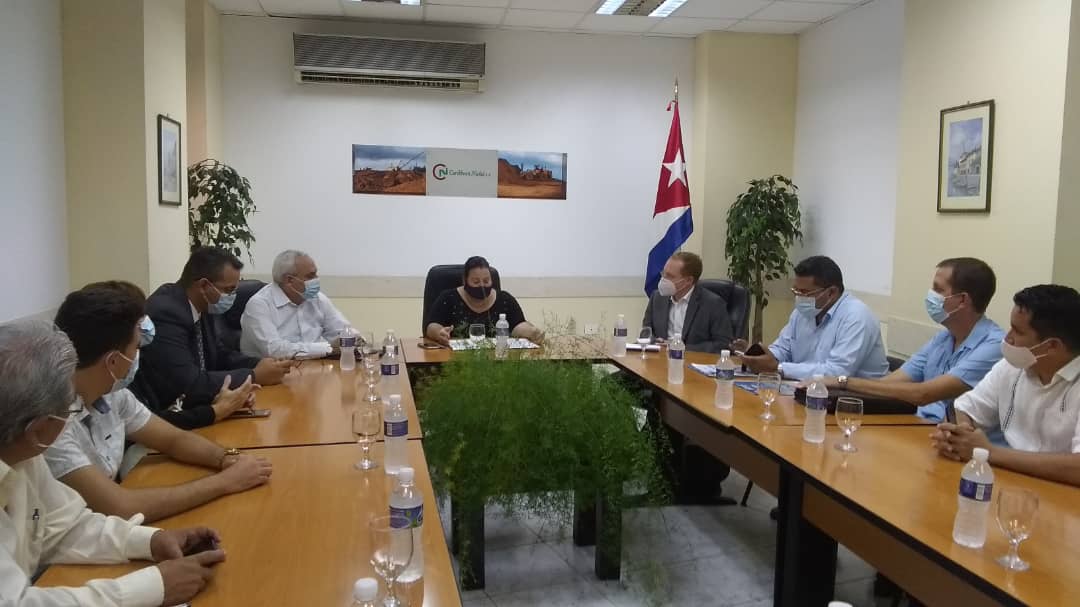 EnergiaMinasCub's tweet photo. La sociedad mercantil cubana Commercial Caribbean Nickel S.A. (CCN) y la compañía australiana Caribe Metals Corporation Pty Limited (CMC) firmaron hoy Contrato de AEI, para estudiar la factibilidad del Proyecto minero “Cajálbana" en el Municipio La Palma, #PinardelRio #CubaViva https://t.co/Jv1iW3FqiR