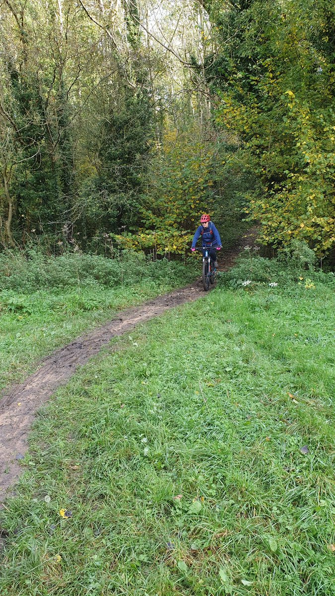 October saw me cycle the furthest i have ever managed on my mtb in a day, 50 miles with only a couple of them on the road, I also had two stints of local cycling, first with  @chrissiepebbles & then with  @GeoffCrowther1