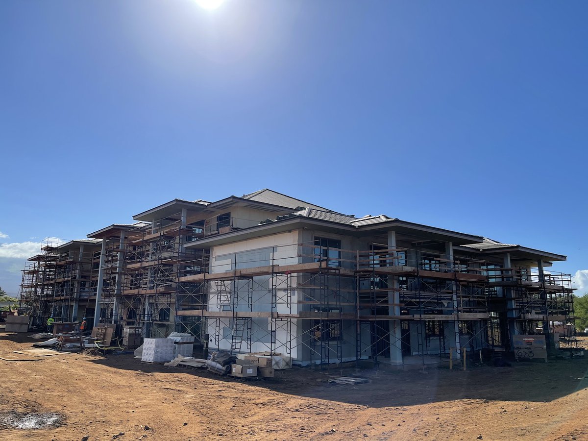 CenseoAV's tweet photo. Pre-holiday acoustical systems inspection at Maui Bay Villas by Hilton Grand Vacations. Completion 2022... 388 units on a resort-style campus, 740 ft of oceanfront views of Ma'alaea Bay, super pool, beach club, and more than 15 acres of open-lawn recreational space. https://t.co/O6vofEHzRy