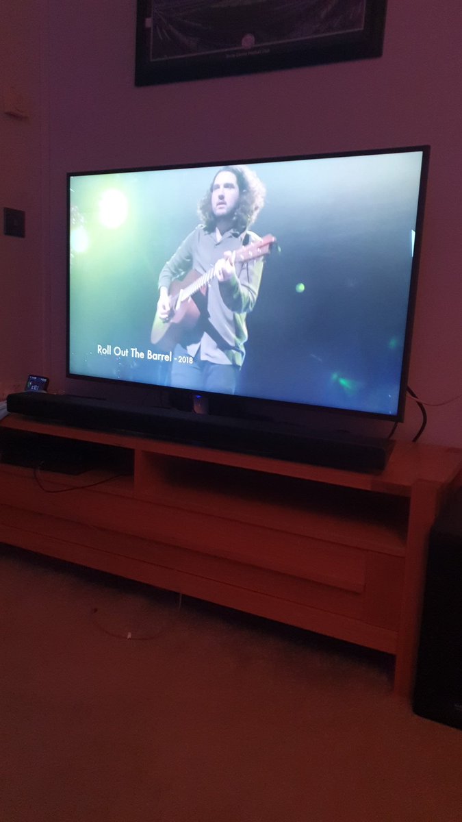 James_eason's tweet photo. Its not Christmas without a bit of @JoeCarnallJnr with @Morton202 #rolloutthebauble #JoeCarnallJnrAndFriends10 https://t.co/S01SKsoYi2