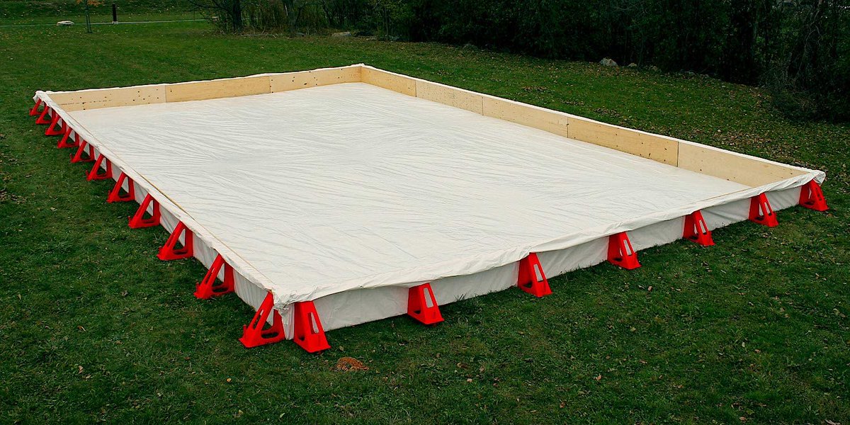 To  @LesOlympiques, an outdoor rink kit.We heard you were having some facility issues earlier this year, so hopefully this helps. Can't wait to see your new building in person 