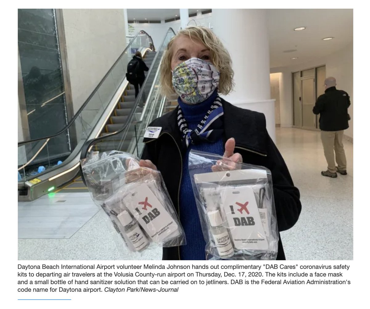 ChartitAll's tweet image. Savvy travelers know how to stay safe this holiday season. Holiday travelers, please mask up, sanitize, and social distance. 😷