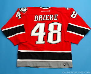 To the  @Voltigeurs_DRU, a Daniel Briere Buffalo Sabres third jersey.It kinda looks like your jerseys, it reminded us of you.