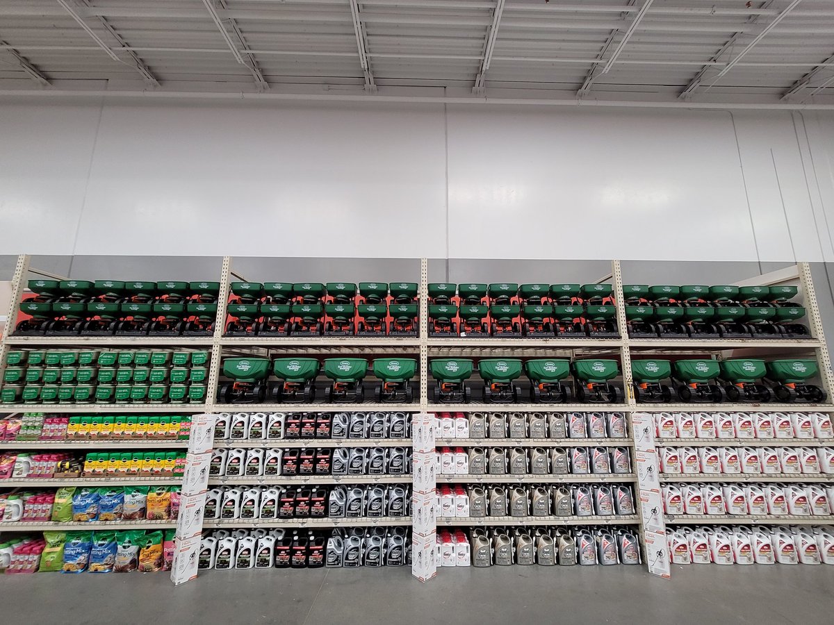 Ready for 2021 @ 0347!!!! Thanks to our great Scotts partners! <a href="/ChrisDurand_HD/">Chris Durand</a> #D132 <a href="/RLassair/">Ronique Lassair</a> <a href="/SaphireTHD/">Saphire Simon</a>