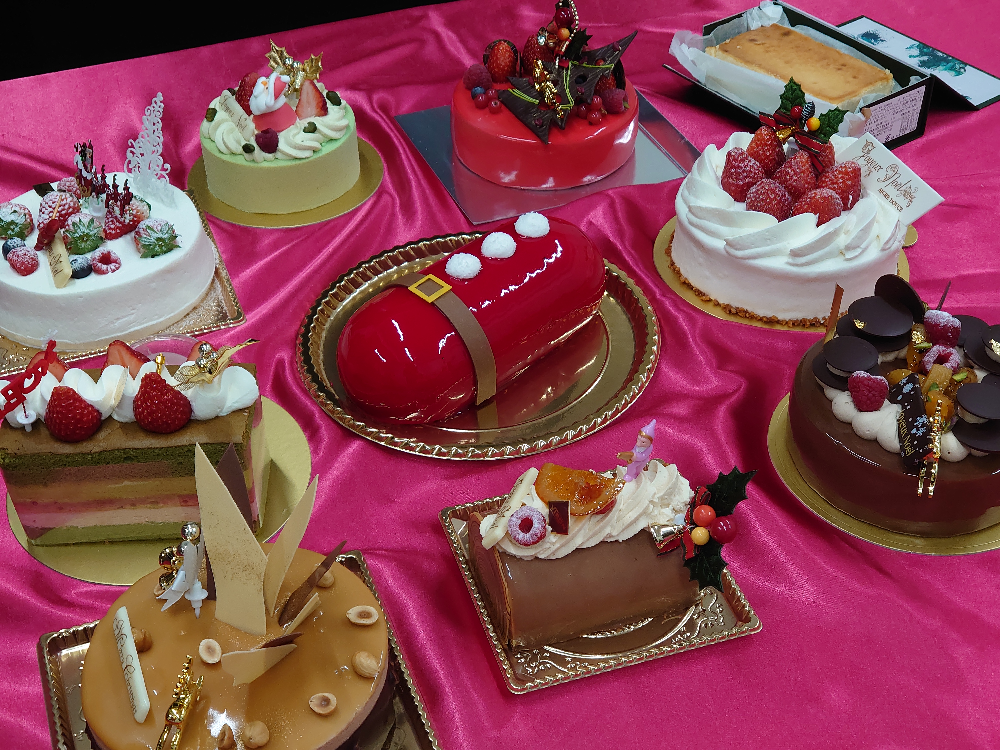 シン クリスマスケーキシェア会 ヴィロン エーグルドゥース パティスリー カフェ デリーモ ブロンディール パティスリー ホソコシ ミスターチーズケーキ ユウジアジキ 横浜ベイシェラトン ホテル タワーズ ザ リッツ カールトン東京 リョウラ 甘党