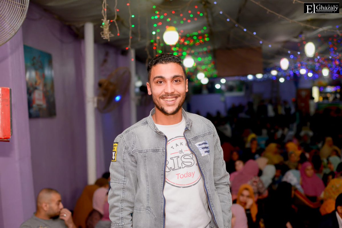 "اقترب موعد الاستجابه ، وسيرزقك اللّه ليله لن تنام فيها من شدة فرحتك .. ابشر" 💛.