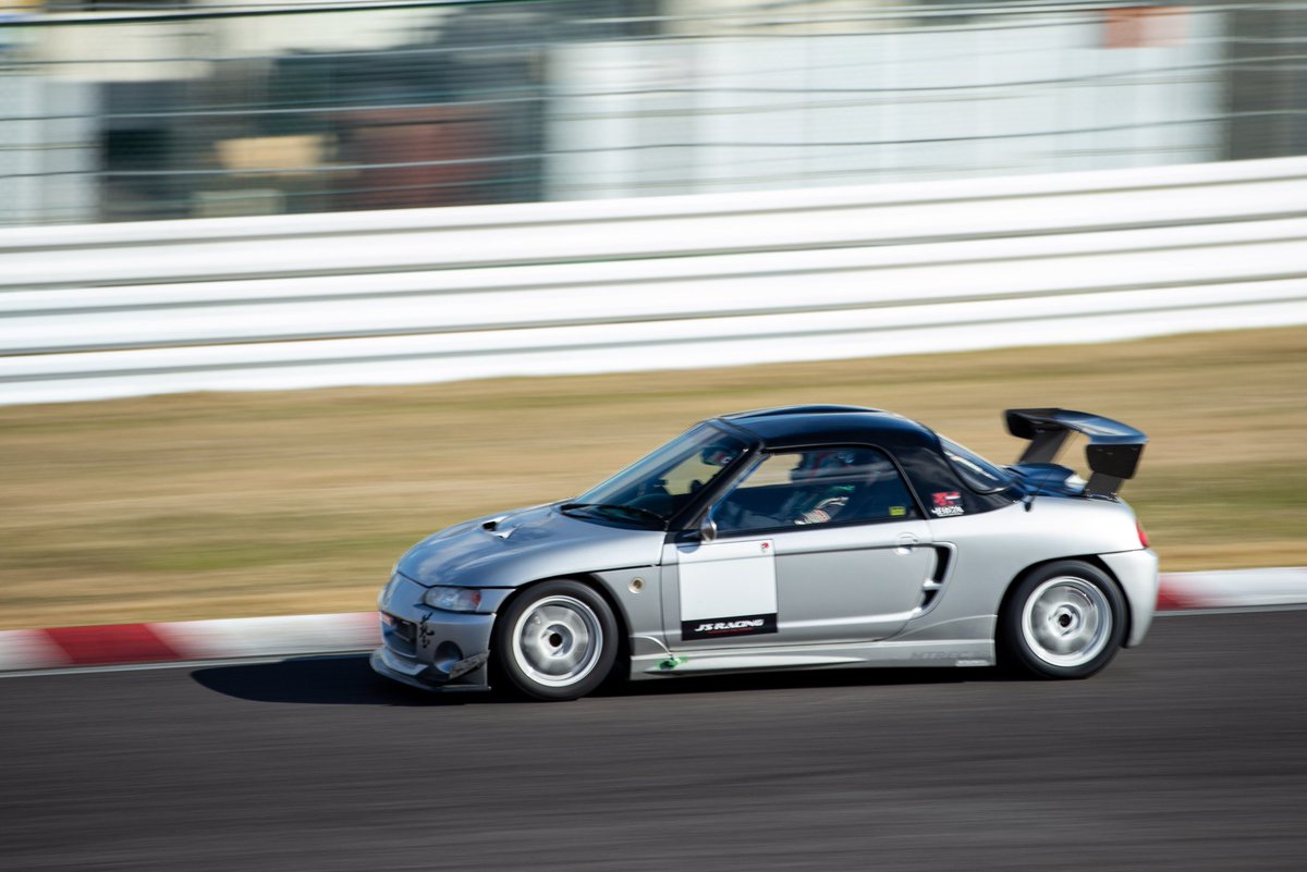 参考にした車 ビートを購入した頃、仙台ハイランドで軽耐久レースに