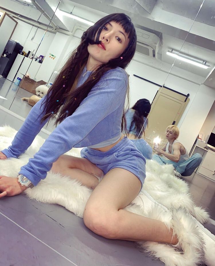 venushyuna's tweet photo. #HYUNA https://t.co/rb3S6uyidB