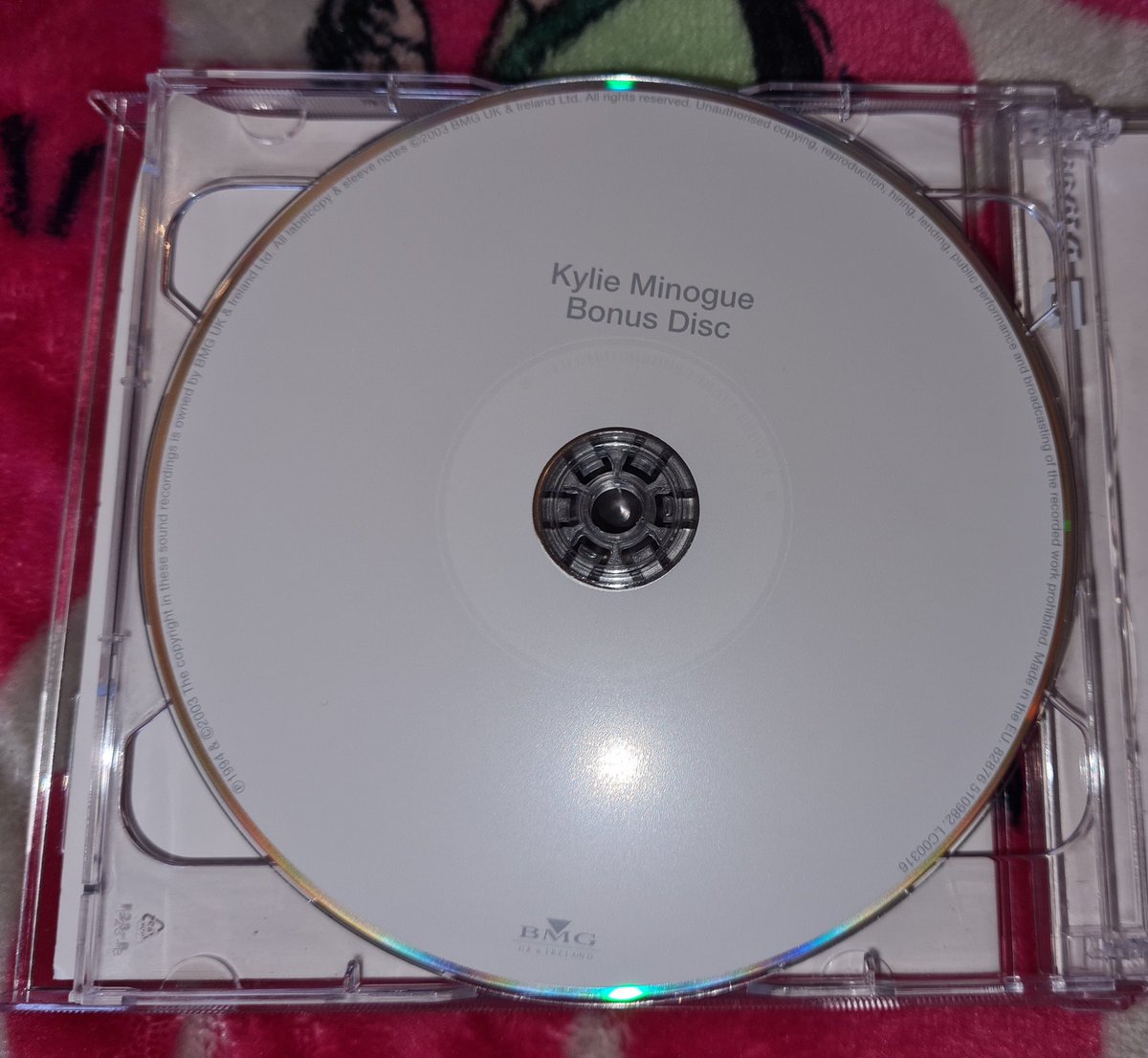 RLeBonTennant's tweet photo. Here's the start of my 2CD deluxe edition CD for Kylie Minogue '94. You can see the front cover, tracklisting & the two discs. ๐ I'm so happy to finally have this item at last! ๐๐๐๐๐
#KylieMinogue #KylieMinogue94 #LoveThisAlbum #2CDEdition @kylieminogue https://t.co/WOopgrGybO