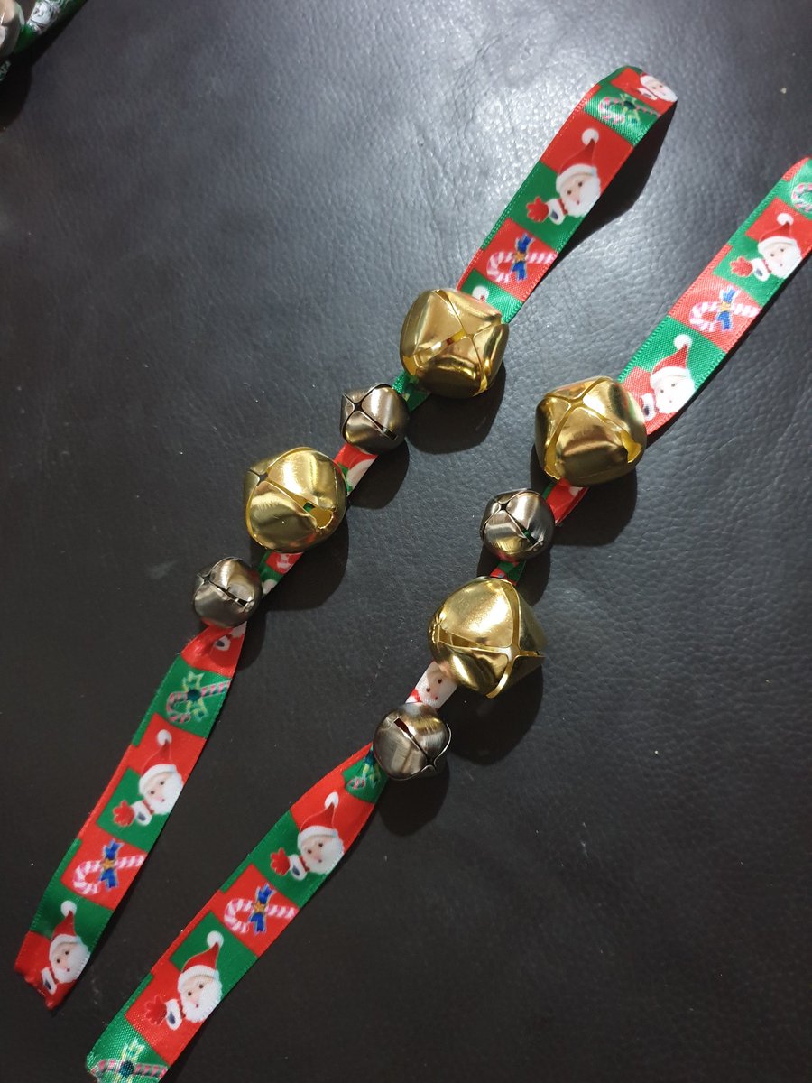 GemmaDewar2's tweet photo. Kids bells for tomorrow and also bells for us adults at work tomorrow too 😍 last shift before lockdown though 😭 #Christmas2020 #Bells2020 #PDSA #Voluntery https://t.co/mRaMU7XUXJ