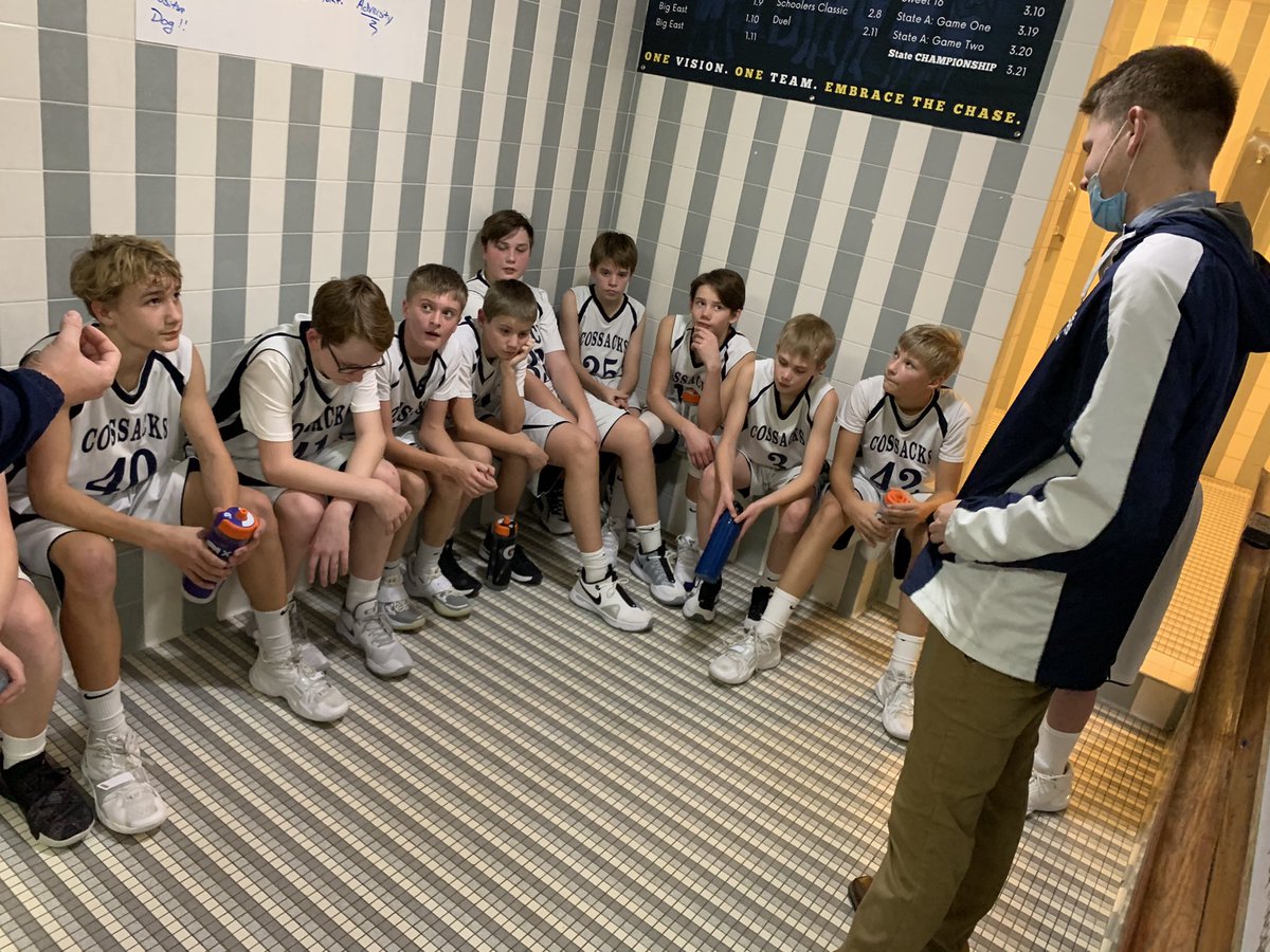 ๐๐ฒ๐ต๐ต ๐ฅ๐ฒ๐ท๐ฌ๐ฎ๐ท๐ฝ (@coachvincent2) on Twitter photo Fun to watch former Sioux Valley player <a href="/MicTrev31/">Trevor Olson</a> coaching up our 7th grade! #givingback #tradition Fun to watch former Sioux Valley player <a href="/MicTrev31/">Trevor Olson</a> coaching up our 7th grade! #givingback #tradition