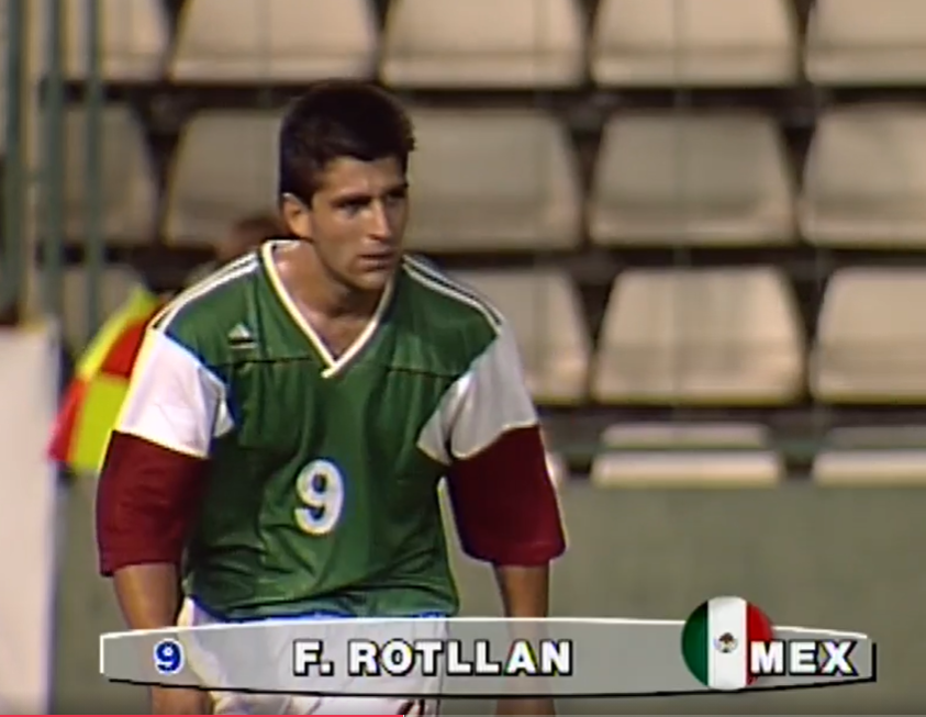 Para los juegos olímpicos de Barcelona 1992 la selección nacional vistió estos uniformes Adidas: