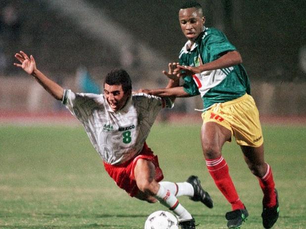 Luis Pérez en el mundial sub17 de Egipto 1997 con el la combinación arriba mencionada.