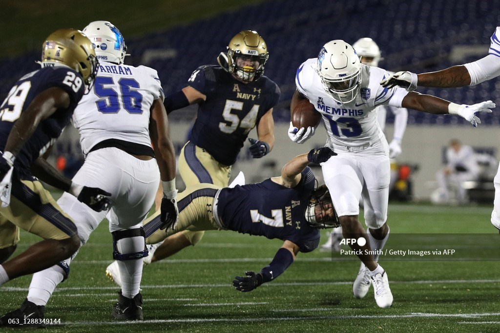 BetUS_Official's tweet photo. #WhatToWatch - #MemphisBowl
A big question is if stud CB #ZyonGilbert & the nation's 5th ranked sacks leader 4 #FAU can stop the passing onslaught of #Memphis' offense.
Odds at https://t.co/ZkuujQ0PAh
@FAUFootball vs @MemphisFB -8.5
#AmericasFavoriteSportsbook #Bet #Football https://t.co/7TmEXW6fib