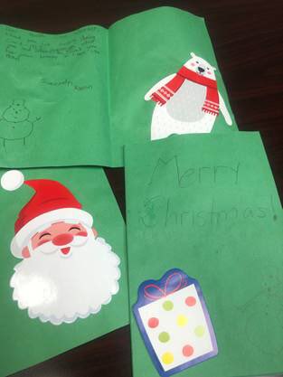 CoachAllen1965's tweet photo. Lilly Kentner, OS girls basketball, made 150 holiday cards for those in the hospital #selfless #togetherthebest #OlatheProud https://t.co/YJToobSFGt