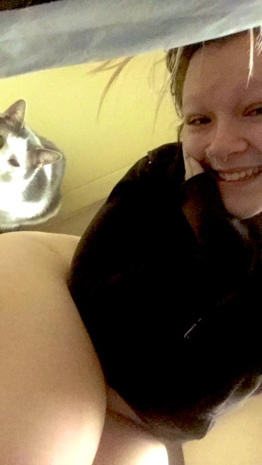 this is Oscar 🖤 my baby https://t.co/6Nh9XWLRUH