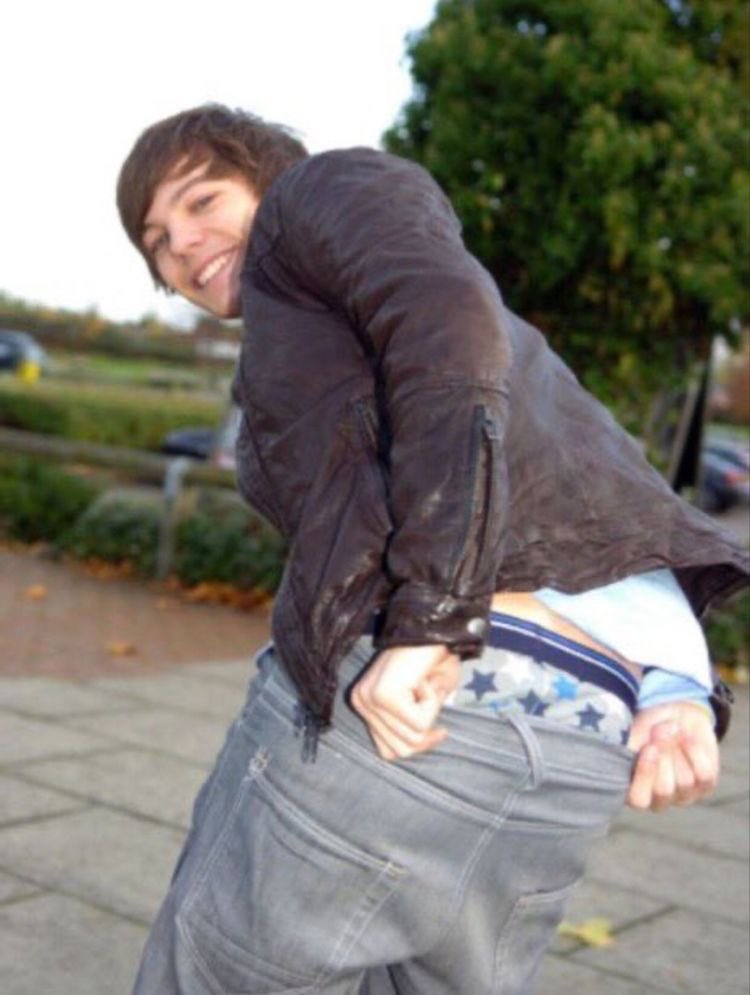 a_atild's tweet photo. Happy Birthday @Louis_Tomlinson <33 love u so much🥺👉👈#LouisTomlinson https://t.co/Y69zwgBNFp