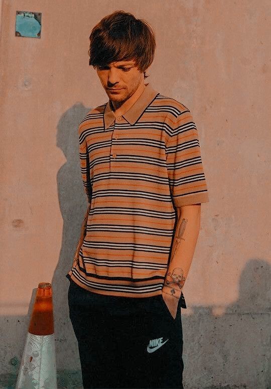 tomtomlinsoff's tweet photo. #HappyBirthdayLouisTomlinson
Ci sono tante cose che vorrei dire di Lou e tante altre cose per cui vorrei ringraziarlo, ma le terrò per me perché lui è così tanto che se lo dicessi a qualcun'altro non ci crederebbe, probabilmente non ci crederei nemmeno io.
Grazie Lou. +29💗. https://t.co/ZOqsDgdcCi