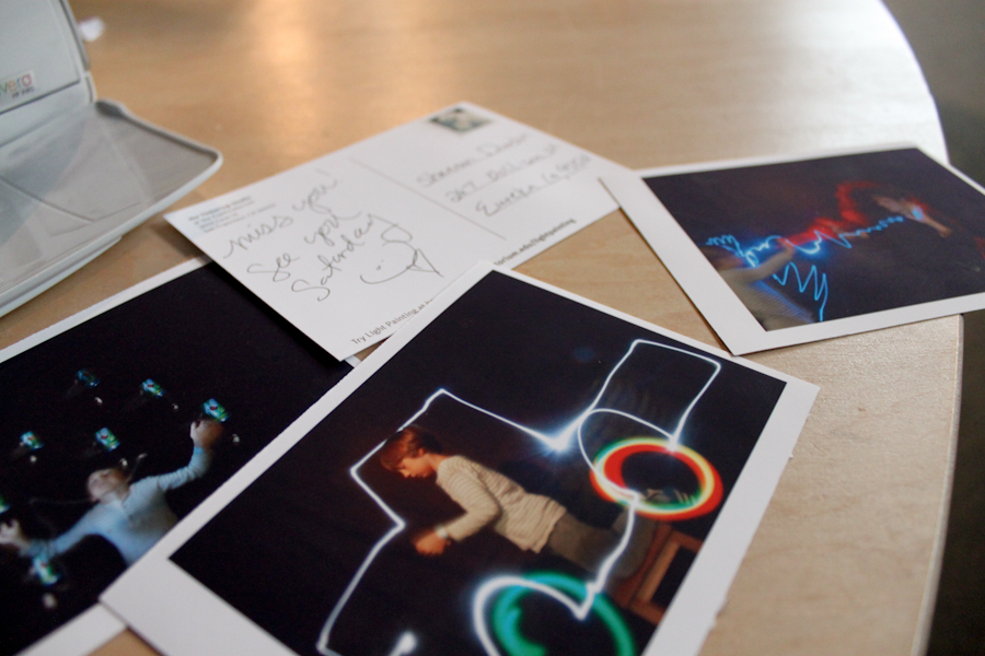 TinkeringStudio's tweet photo. How about using Light Painting to communicate with your friends & families? You can print out light painting photos as a postcard📬 You could make 'light stencils' or use a color changing LED to create unique letters with light!
#LEDitGlow #lightpainting #TinkeringAtHome https://t.co/Y13mRnAuvY