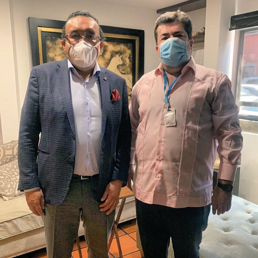 Armando_ZunigaS's tweet image. Un verdadero gusto platicar con @PedrohacesO, Srio. Gral. de la Confederación Autónoma de Trabajadores y Empleados de México (@CATEMNacional), con quien acordamos seguir coordinando esfuerzos y estrategias conjuntas que contribuyan a mejorar la salud y empleos de los capitalinos.