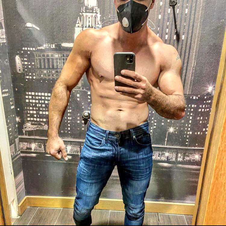 #MiercolesDeChacales <a href="/HalconNegroJR/">Halcón Negro Jr</a> 😎❤️