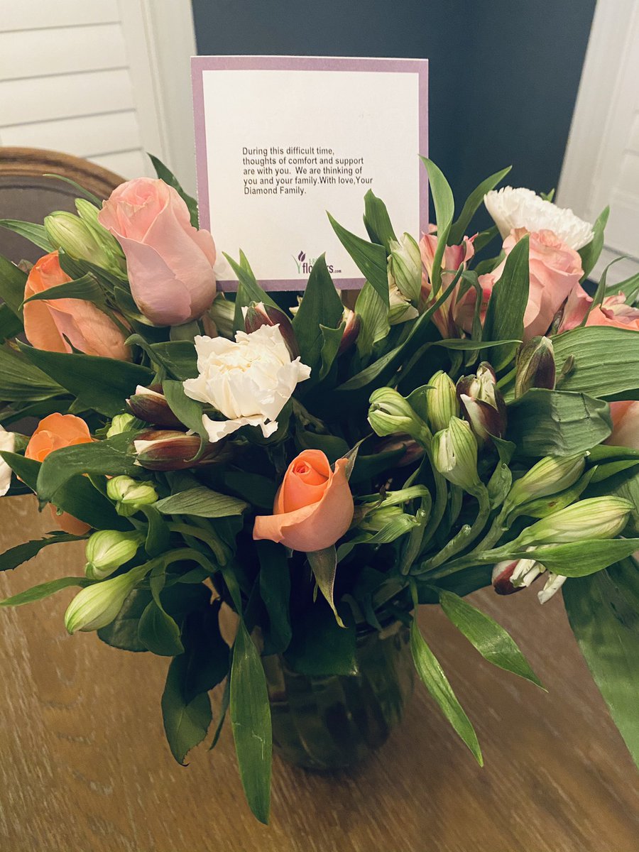 LaurenHo tweet media