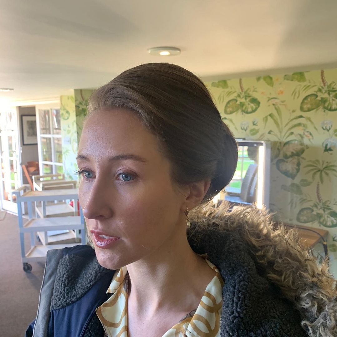 how erin doherty looks in real life; a thread