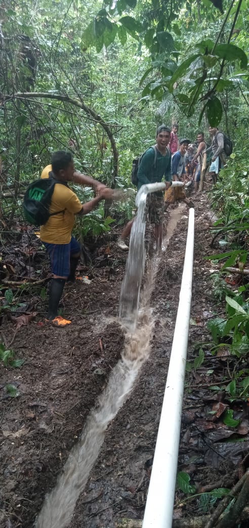 HasimMoe's tweet photo. Memastikan program pro rakyat tetap sustainable  pek.perpipaan penyedian air bersih skala Desa Waanguangu DD tahun 2020
@jokowi 
@halimiskandarnu 
@malik_haramain
@imansyukri
@taufikmadjid71
@KemenDesa
@BerandadesaID 
@tppisultra 
@p3md_sultra 
@P3mdButon https://t.co/TCB2bFyiaw