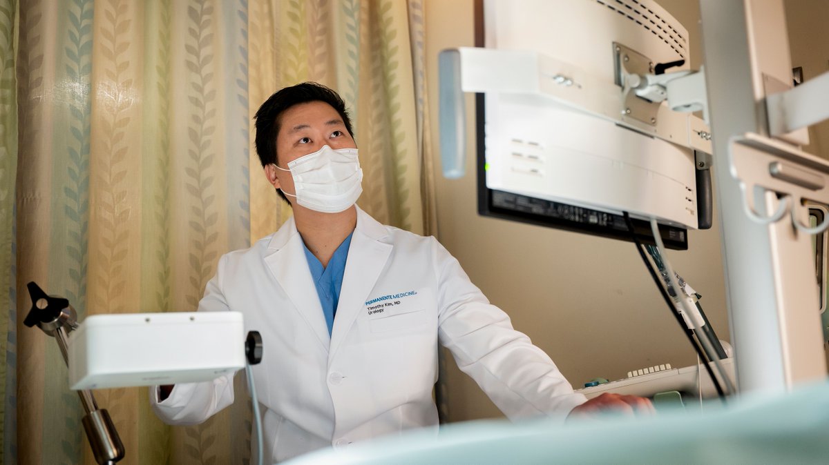 MdAtlPermanente's tweet photo. Have you thanked a #HealthcareHero today? Join us in saying thank you to all of the #PermanentePhysicians, #nurses, and #healthcare staff working to keep us safe and #healthy! #PermanenteMedicine @permanentedocs https://t.co/9MeBpJYhuG