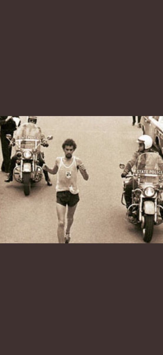 gregallenRTE's tweet image. I love this photo which is an enduring memory from my childhood. It’s Limerick’s Neil Cusack winning the 1974 Boston Marathon in 2:13.39 - an Irishman winning a big deal international sporting event in an era when Irish success of this magnitude was very, very rare..