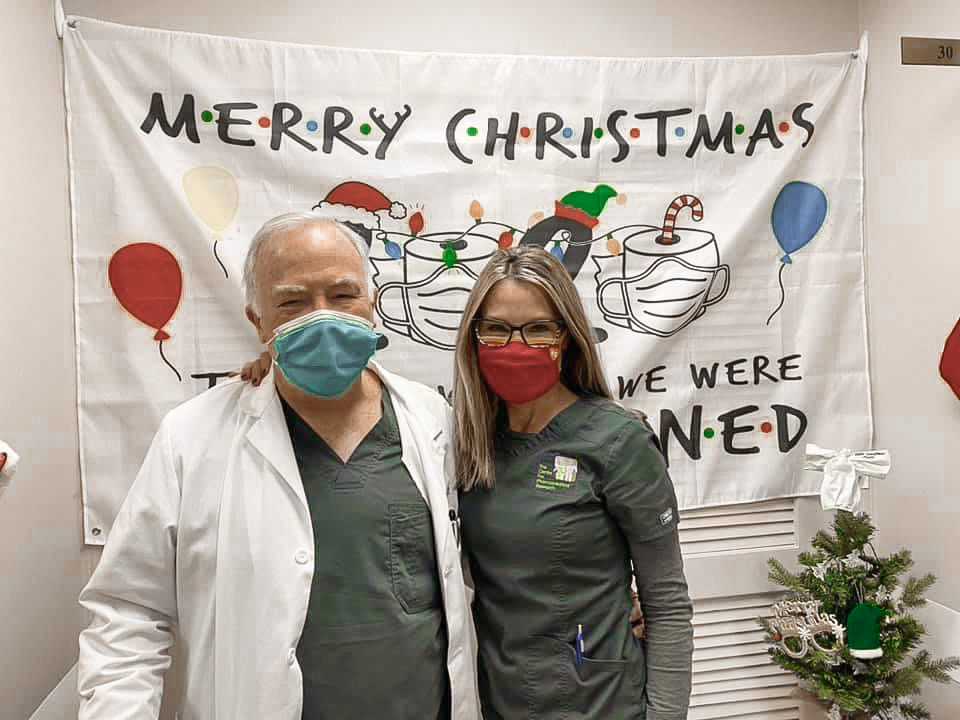 AMRKansasCity's tweet photo. Merry Christmas to our wonderful, fearless leaders!

Thank you for all you do, Dr. Ervin and Barbara! We appreciate you!  We know you have worked tirelessly to bring us a vaccine! Thank you!￼ https://t.co/efcIP5lJlT