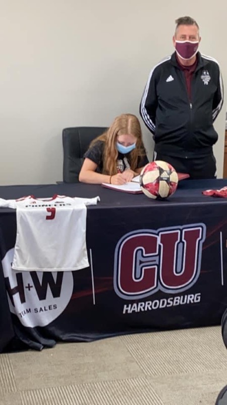 scott_eagles's tweet photo. Congratulations to Kelsie Buemi for continuing her soccer career by signing with Campbellsville University - Harrodsburg! She will be majoring in Criminal Justice. We wish you all the best, Kelsie, as you finish your Senior year at Scott and to your bright future ahead. 💙⚽️💙 https://t.co/ejrSf1EnSs