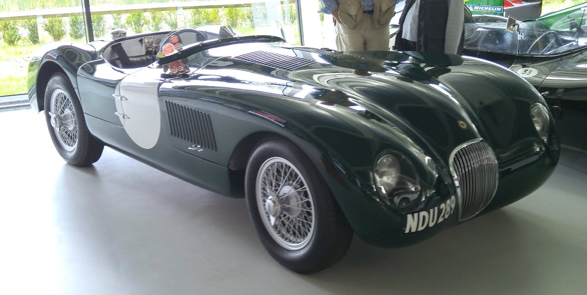 #wheelwednesday #JaguarCType