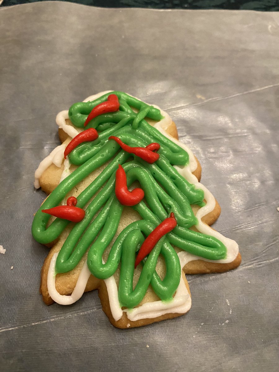 jebthedoggo's tweet image. I tried decorating a cookie and it looks like a bunch of worms and turds assembled together to make graffiti

Merry Christmas everyone