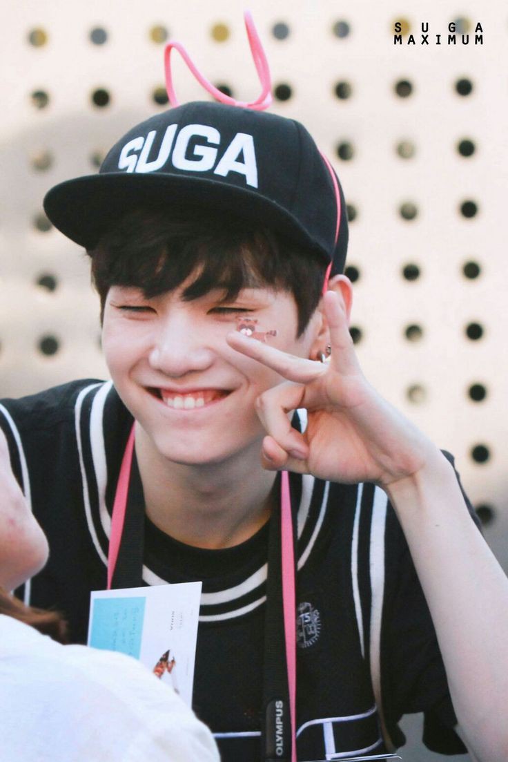 yoongi old pictures that can make you miss him more; a thread
