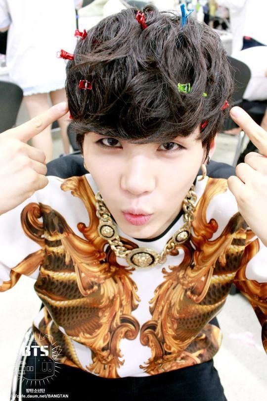 yoongi old pictures that can make you miss him more; a thread