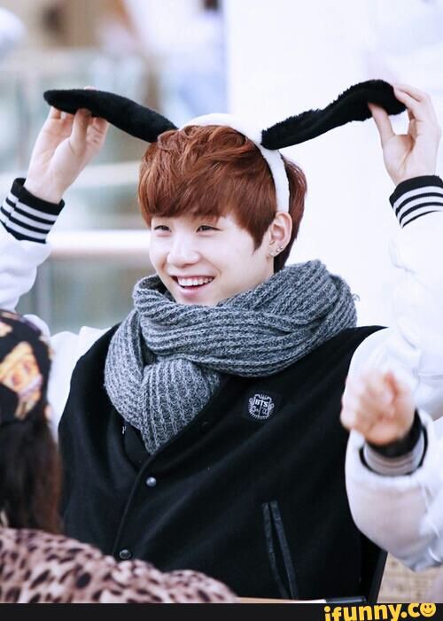 yoongi old pictures that can make you miss him more; a thread